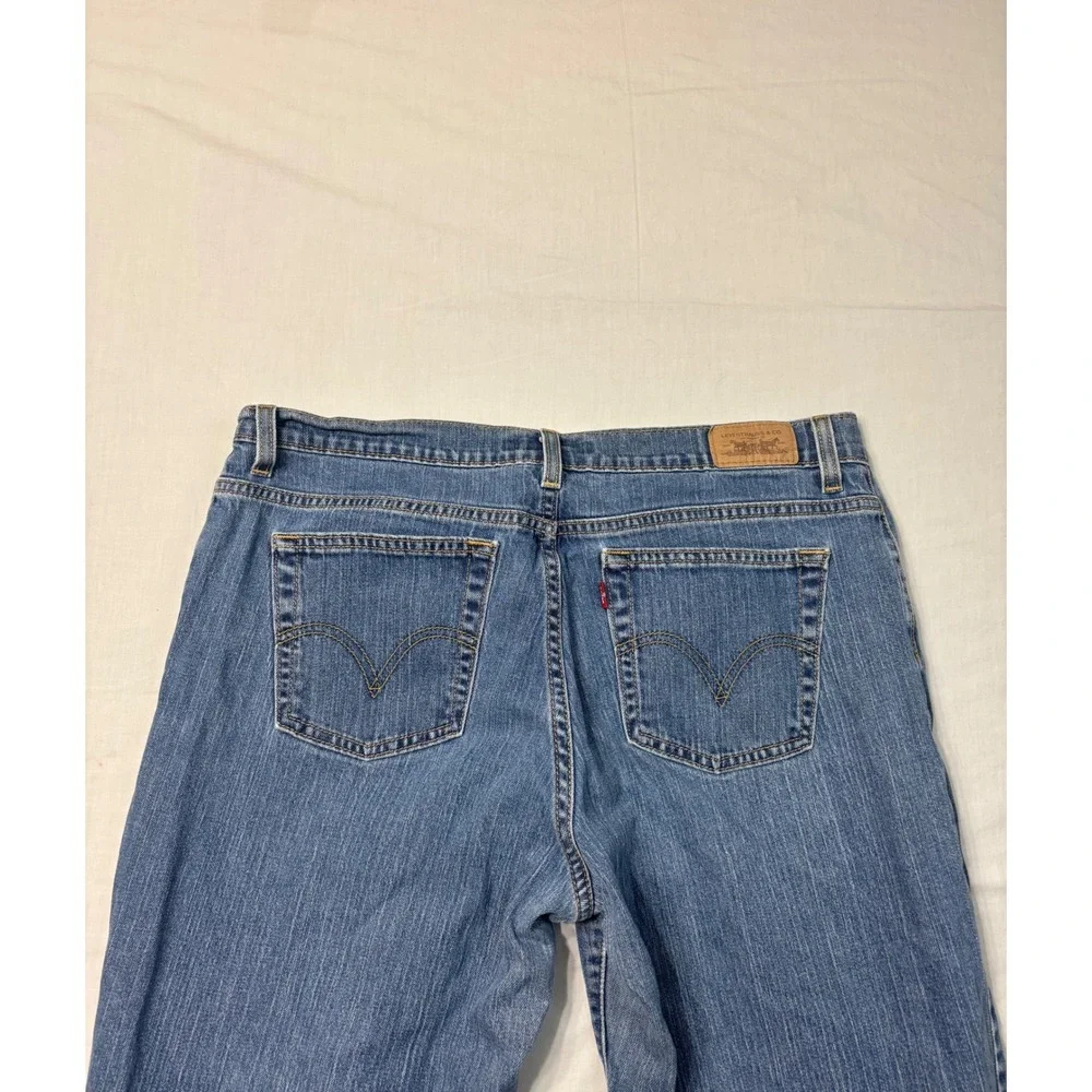 Levis levi 550